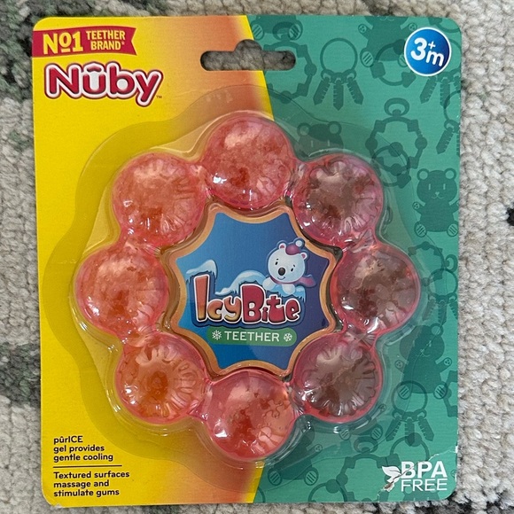 New Nuby Soother Ring Teether Pink Icy Bite Baby Girl Teether 3 months+ - Picture 4 of 5